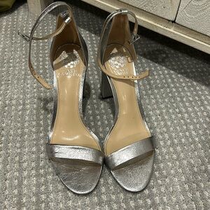 Vince Camuto dressy pumps
